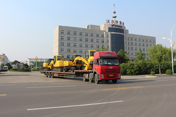 沃爾華集團10臺輪式挖掘機順利出口秘魯 沃爾華集團10臺輪式挖掘機順利出口秘魯
