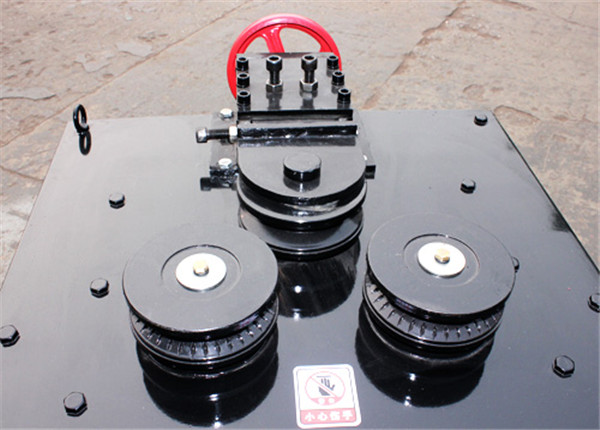 GWH-32型鋼筋圓鋼彎弧機(jī)實物圖