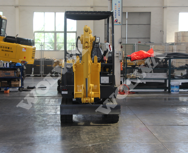 DLS822-9B履帶挖掘機 DLS822-9B履帶挖掘機