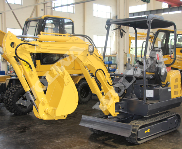 沃爾華2.2噸履帶挖掘機 沃爾華2.2噸履帶挖掘機